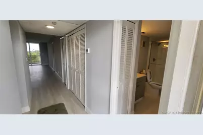 3503 Oaks Way #513, Pompano Beach, FL 33069 - Photo 8