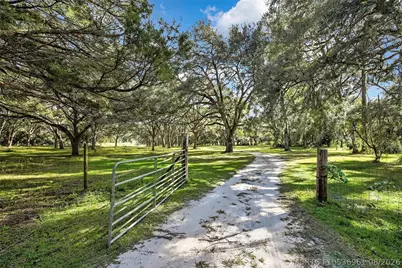 26250 Blackjack Street, Brooksville, FL 34601 - Photo 4