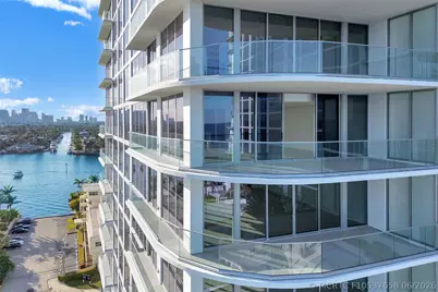 153 N Seabreeze Boulevard #902, Fort Lauderdale, FL 33304 - Photo 2