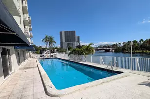1740 NW North River Dr, Miami, FL 33125 - Photo 16