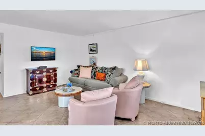 3021 Swansea B #3021, Deerfield Beach, FL 33442 - Photo 8