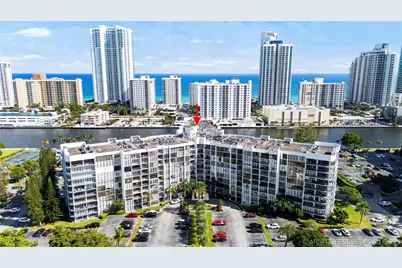 800 Parkview Drive #718, Hallandale Beach, FL 33009 - Photo 30