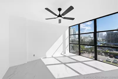 800 Parkview Drive #718, Hallandale Beach, FL 33009 - Photo 18
