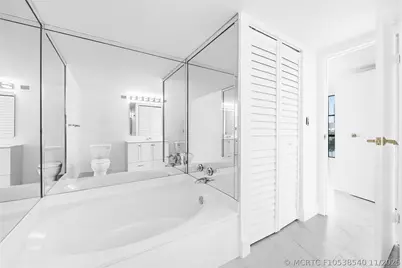 800 Parkview Drive #718, Hallandale Beach, FL 33009 - Photo 16