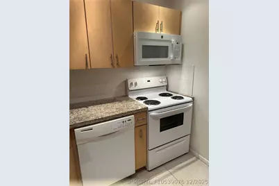 119 NE 19th Court #215 G, Wilton Manors, FL 33305 - Photo 18