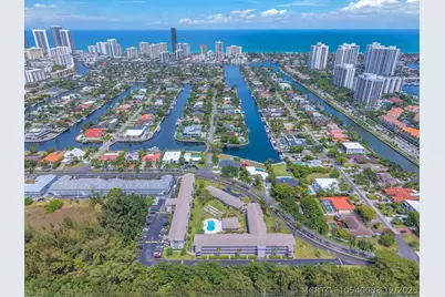 700 Layne Boulevard #301, Hallandale Beach, FL 33009 - Photo 1
