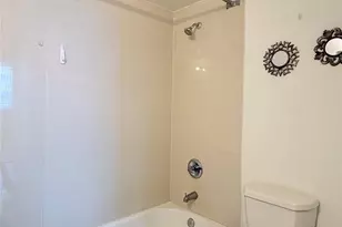 601 NE 23rd St, Miami, FL 33137 - Photo 26