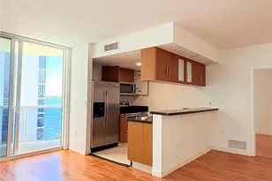 601 NE 23rd St, Miami, FL 33137 - Photo 1