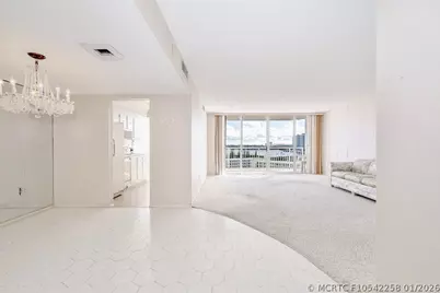 18031 Biscayne Boulevard #1104, Aventura, FL 33160 - Photo 4