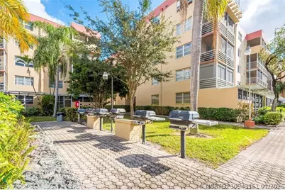 403 NW 68th Avenue #519, Plantation, FL 33317 - Photo 32