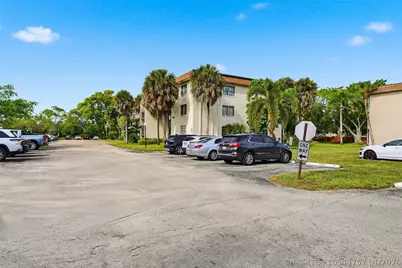 7500 NW 17th Street #110, Plantation, FL 33313 - Photo 4