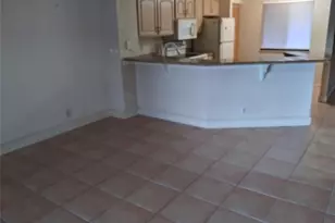 2112 S Cypress Bend Dr, Pompano Beach, FL 33069 - Photo 10