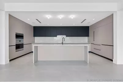 160 Isle Of Venice Drive #302, Fort Lauderdale, FL 33301 - Photo 10