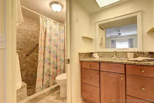 6175 S Mirror Lake Dr, Sebastian, FL 32958 - Photo 38