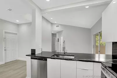 660 Cypress Club Way #D11, Deerfield Beach, FL 33064 - Photo 8