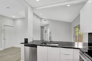 660 Cypress Club Way, Deerfield Beach, FL 33064 - Photo 8