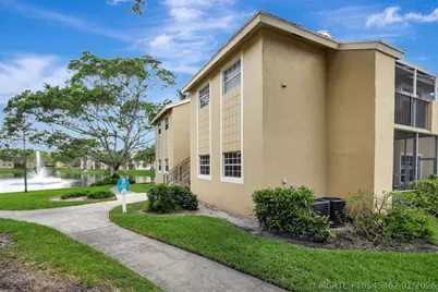 660 Cypress Club Way #D11, Deerfield Beach, FL 33064 - Photo 2