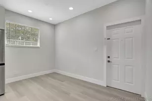 660 Cypress Club Way, Deerfield Beach, FL 33064 - Photo 10