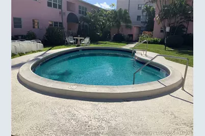700 Bayshore Drive #13, Fort Lauderdale, FL 33304 - Photo 2