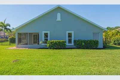 8340 Paladin Square, Vero Beach, FL 32967 - Photo 24