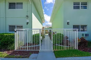2100 NE 38th St, Lighthouse Point, FL 33064 - Photo 22