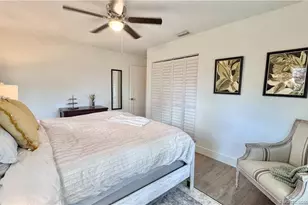 323 SW Ridge Ln, Stuart, FL 34994 - Photo 18