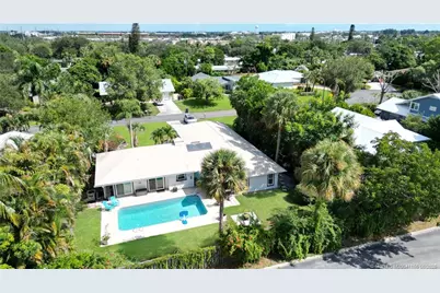 323 SW Ridge Lane, Stuart, FL 34994 - Photo 4