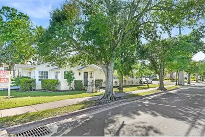 300 SE Detroit Avenue, Stuart, FL 34994 - Photo 4