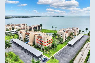 3392 NE Causeway Boulevard #304, Jensen Beach, FL 34957 - Photo 4