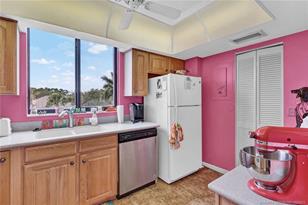 3392 NE Causeway Blvd, Jensen Beach, FL 34957 - Photo 16