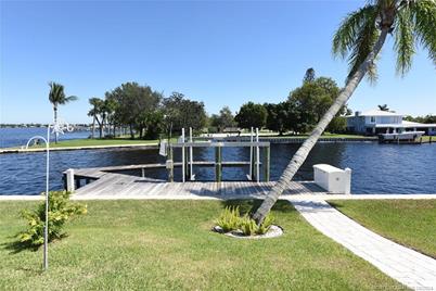 26 SW Riverway Boulevard, Palm City, FL 34990 - Photo 52