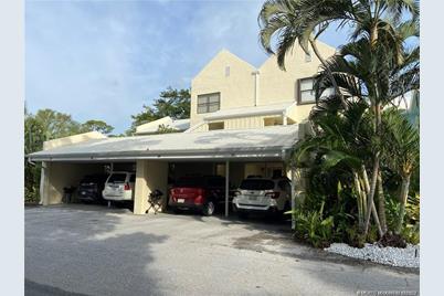 3901 SE Saint Lucie Boulevard #D-29, Stuart, FL 34997 - Photo 2