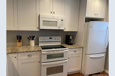 3901 SE Saint Lucie Boulevard #D-29, Stuart, FL 34997 - Photo 8