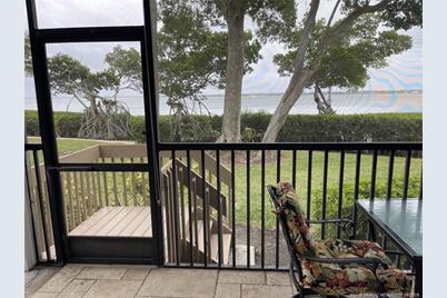 264 NE Edgewater Drive #102, Stuart, FL 34996 - Photo 2