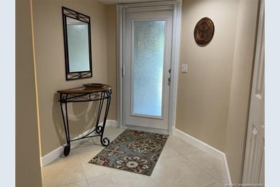 264 NE Edgewater Drive #102, Stuart, FL 34996 - Photo 4