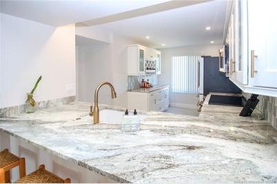 4440 NE Sandpebble Trace #201, Stuart, FL 34996 - Photo 14