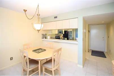 4540 NE Sandpebble Trace #105, Stuart, FL 34996 - Photo 6