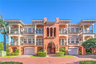 1528 NE Outrigger Landings Dr, Jensen Beach, FL 34957 - Photo 4