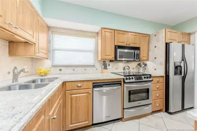 3901 SE Saint Lucie Boulevard #37, Stuart, FL 34997 - Photo 8