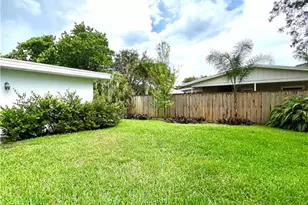 4215 NE Carrol Ct, Jensen Beach, FL 34957 - Photo 30