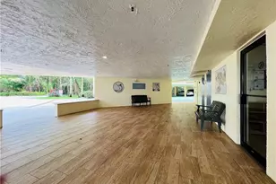 221 NE Plantation Rd, Stuart, FL 34996 - Photo 6