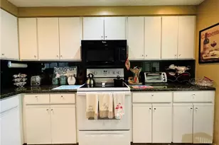 221 NE Plantation Rd, Stuart, FL 34996 - Photo 44