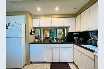 221 NE Plantation Road #215, Stuart, FL 34996 - Photo 42