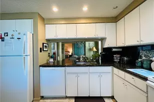 221 NE Plantation Rd, Stuart, FL 34996 - Photo 42