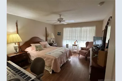 10907 SW Dardanelle Drive, Port Saint Lucie, FL 34987 - Photo 16