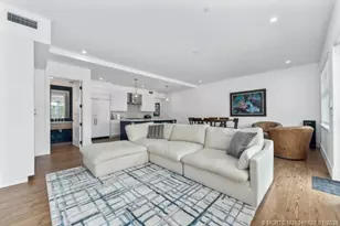 53 SE Seminole St, Stuart, FL 34994 - Photo 8