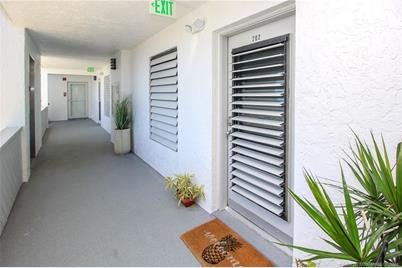350 NE Edgewater Drive #202, Stuart, FL 34996 - Photo 4