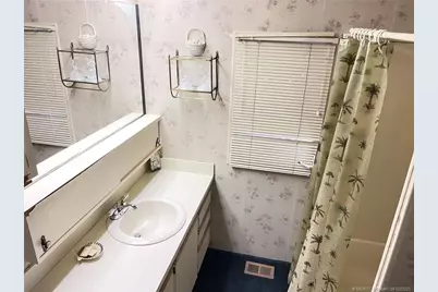 507 Nettles Boulevard, Jensen Beach, FL 34957 - Photo 6