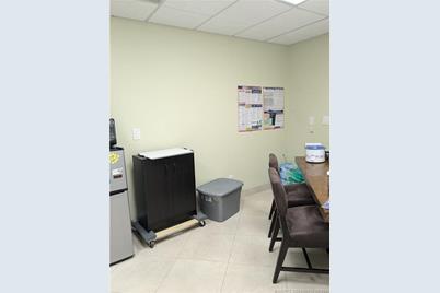 701 NW Federal Highway #201, Stuart, FL 34994 - Photo 8