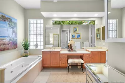 1572 SE Cypress Glen Way, Stuart, FL 34997 - Photo 18